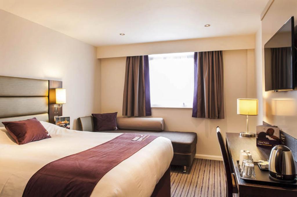 Premier Inn Harlow Δωμάτιο φωτογραφία